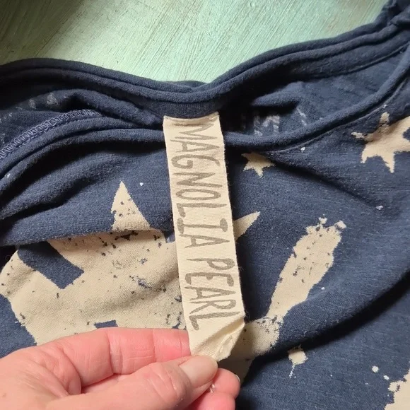 Magnolia Pearl Navy Blue Star Head Lady One Size L Large Tshirt - Picture 3 of 3